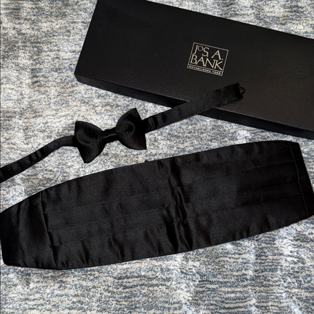 Jos. A. Bank Classic Black Formal Set, Bow Tie and Cummerbund
